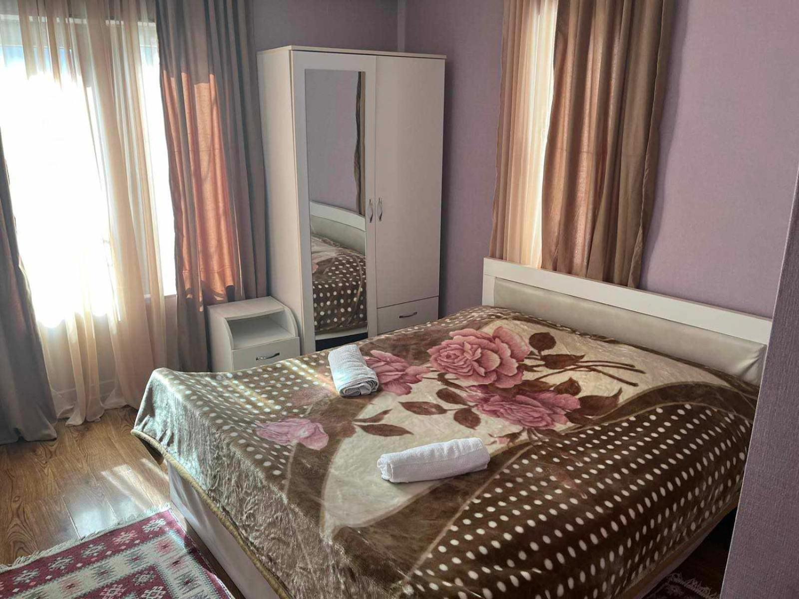 Hotel Sunny à Mestia Extérieur photo